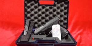 Walther PPQ Like NEW 9mm bundle 15+1